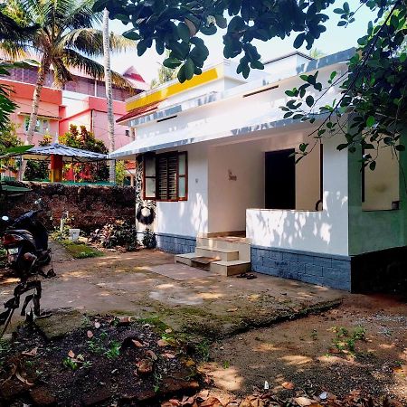 Gogonuts Hostel Varkala Exteriör bild