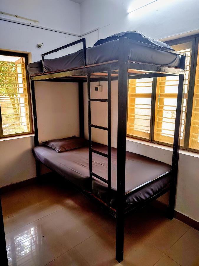 Gogonuts Hostel Varkala Exteriör bild